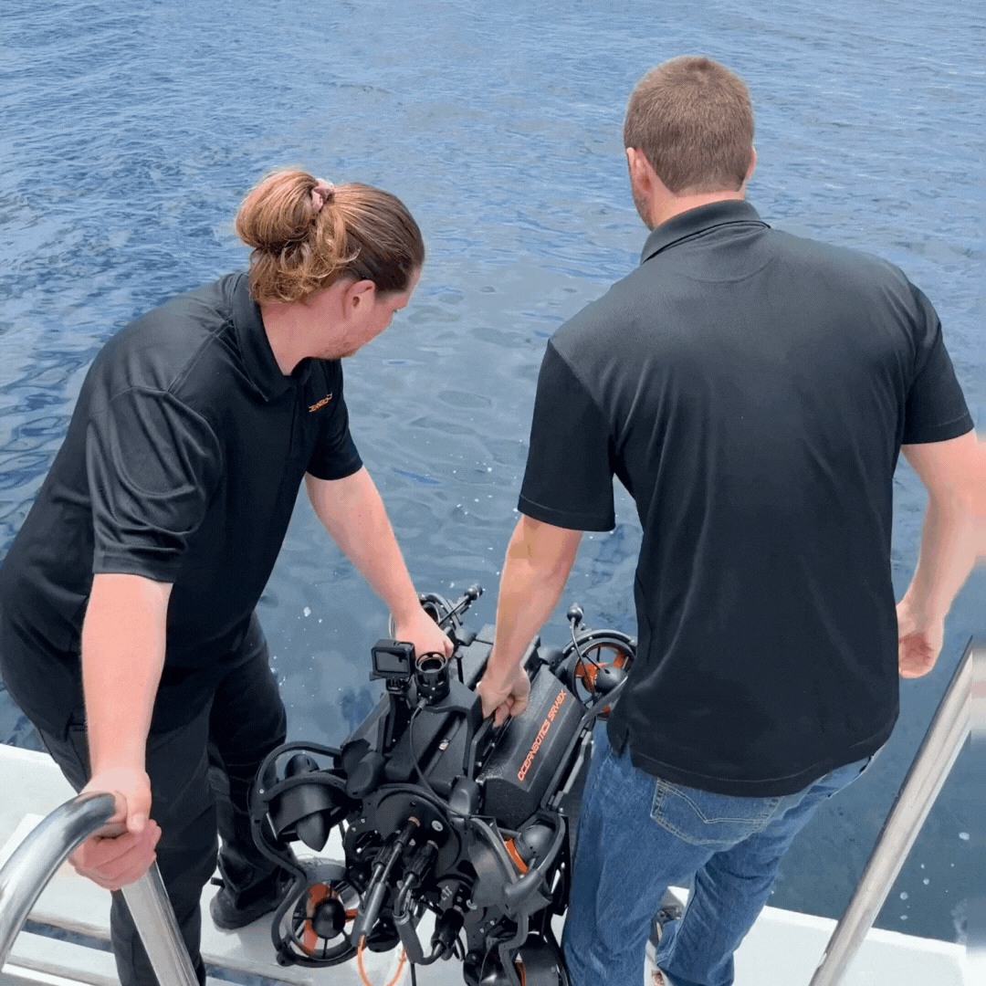 SRV-8X GIF Oceanbotics SRV-8X ROV being easily deployed by ROV operators